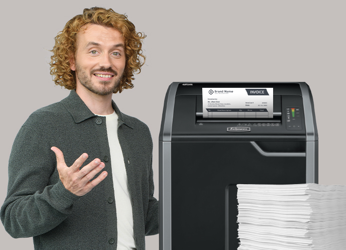 Ochrona danych nie kończy się na ekranie - niszcz dokumenty skutecznie